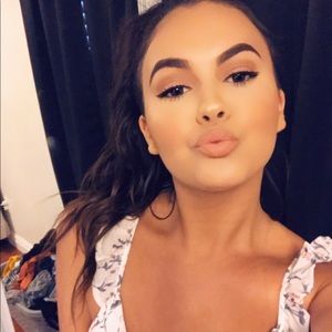 Meet your Posher, Hannah